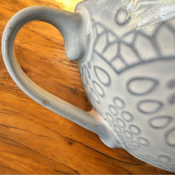 Pfaltzgraff Gabriela Gray Mug with Floral Interior - Picture 7 of 10